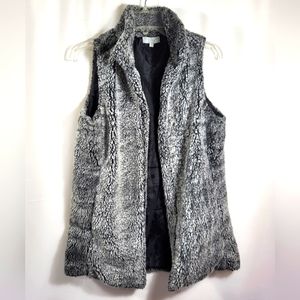Warm & Cozy Lifestyle black gray plush vest women's M  #1419